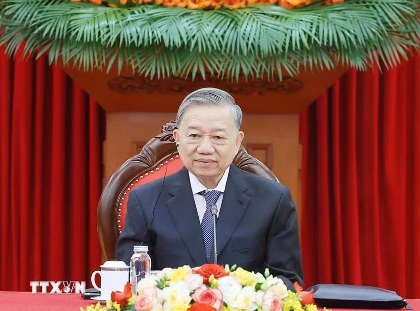 Tổng Bí thư Tô Lâm điện đàm với Tổng Bí thư, Chủ tịch nước Lào Thongloun Sisoulith. (Ảnh: Thống Nhất/ TTXVN)
