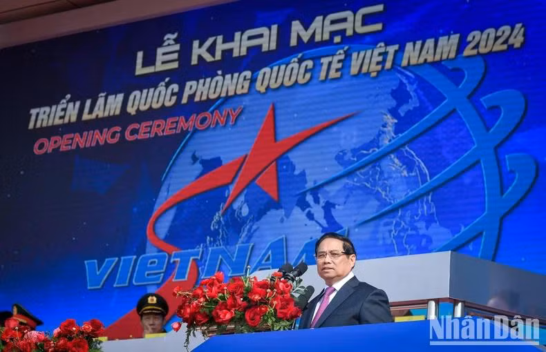 Thủ tướng Phạm Minh Chính phát biểu khai mạc Triển lãm. (Ảnh: THÀNH ĐẠT)