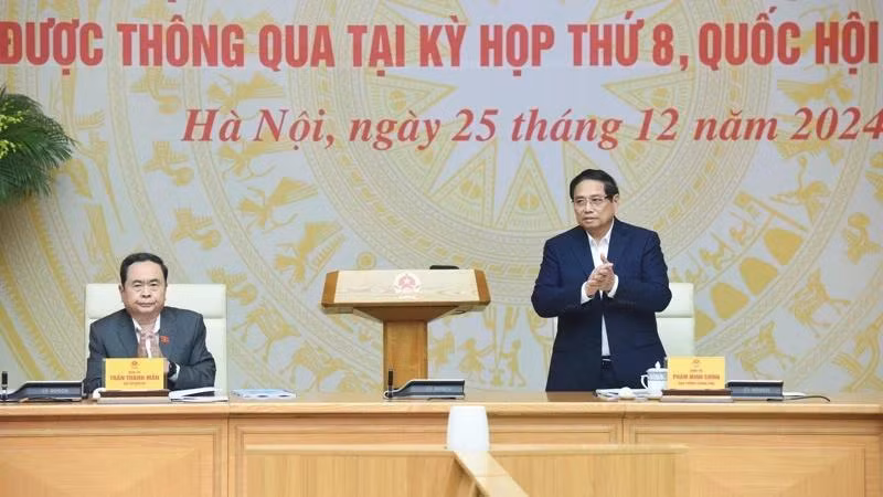 Thủ tướng Phạm Minh Chính và Chủ tịch Quốc hội Trần Thanh Mẫn đồng chủ trì Hội nghị. (Ảnh: TRẦN HẢI)