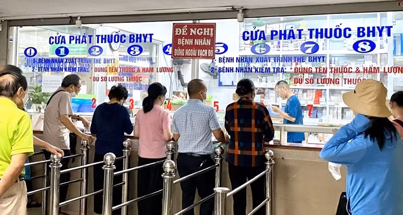 Với nhiều điểm mới tại Luật sửa đổi, bổ sung một số điều của Luật BHYT sẽ giải quyết được căn cơ những tồn tại, vướng mắc mang tính cấp bách sau 15 năm thực hiện Luật BHYT...