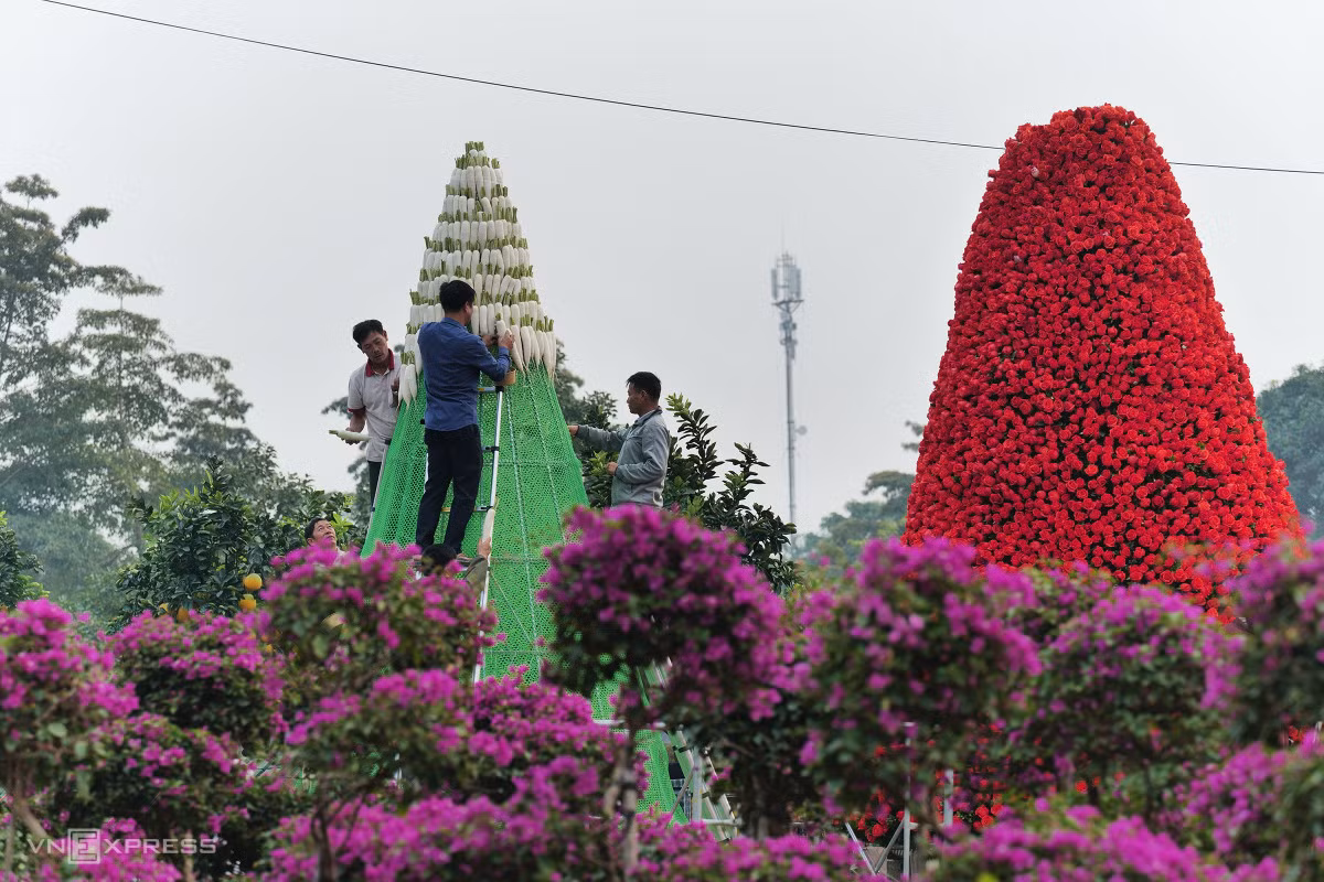Lễ hội cũng dành không gian để quảng bá nông sản địa phương, trong đó có củ cải của xã Tráng Việt.