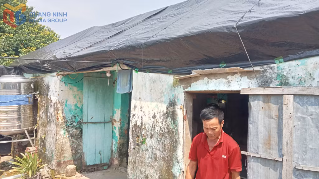 Ông Lương Văn Lắm, thôn Quảng Minh 6, xã Quảng Hà cần một lời giải rõ ràng, minh bạch cho những khuất tất về đất đai, và hơn hết, cần một mái ấm an toàn để ổn định cuộc sống.