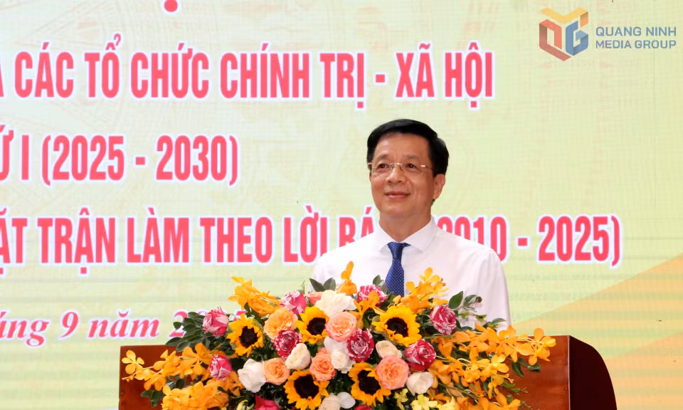 Đồng chí Nguyễn Văn Hồi, Chủ tịch Ủy ban MTTQ tỉnh, phát biểu tại hội nghị.