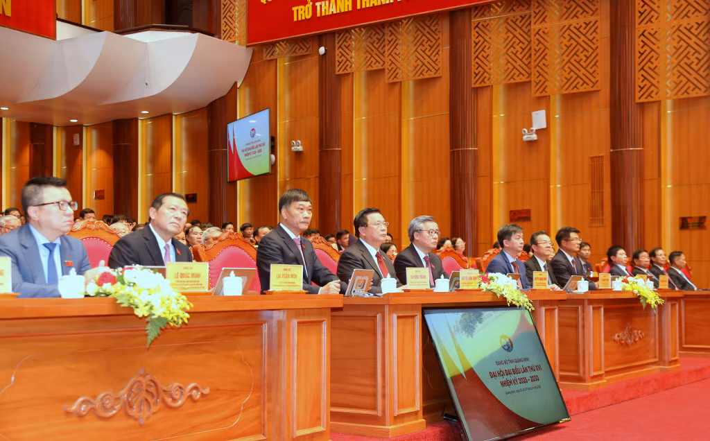 Các đại biểu Trung ương dự Đại hội.