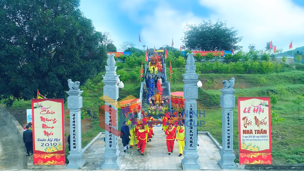 Nghi lễ rước nước - điểm nhấn chính của Lễ hội Thái Miếu nhà Trần (phường An Sinh). Ảnh: Thanh Tùng (CTV)