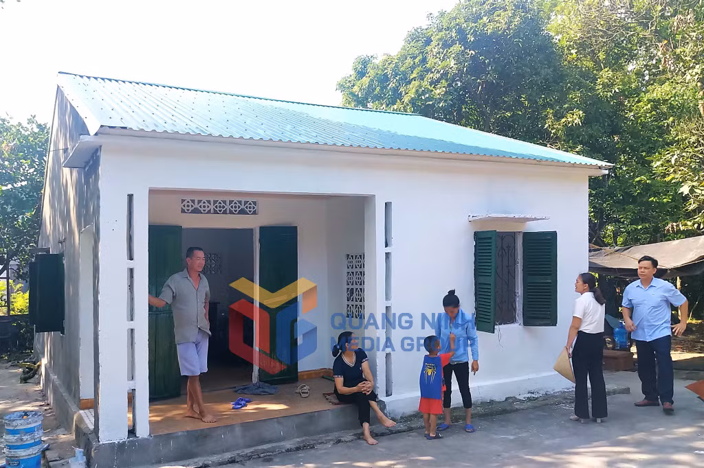 Ngôi nhà mới của gia đình ông Đoàn Văn Đại, trú tại khu 2, phường Bình Ngọc, TP Mong Cái vững chắc, khang trang hơn sau chương trình xóa nhà ở tạm, nhà ở dột nát (10-2023). Ảnh: Đỗ Phương