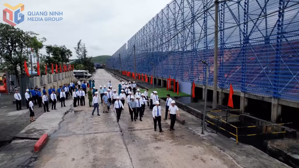 Hệ thống xử lý bụi Cụm bến số 3 cảng Làng Khánh của Công ty Tuyển than Hòn Gai.