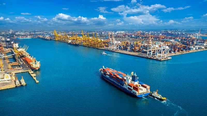 Ngân hàng UOB điều chỉnh tăng dự báo tăng trưởng GDP cả năm của Việt Nam lên 7,5%. (Ảnh minh hoạ)