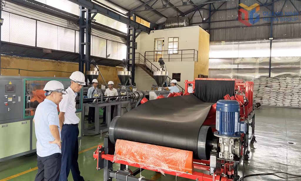 Mô hình băng tải phục vụ cho các đơn vị sản xuất than.