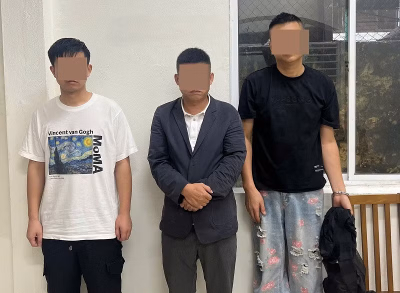 Công an Đà Nẵng bắt khẩn cấp 3 người nước ngoài bắt cóc con nợ tại casino để đòi tiền chuộc. Ảnh: CACC