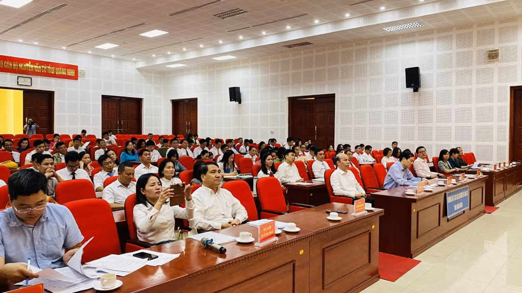 Quang cảnh lễ khai giảng.