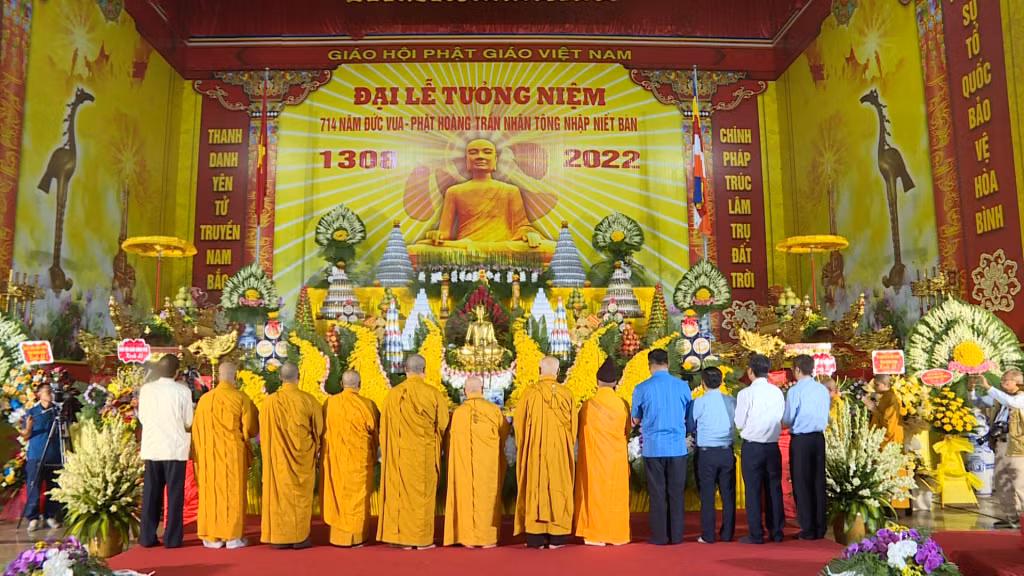 Nghi lễ dâng hương tưởng niệm, cầu nguyện quốc thái dân an
