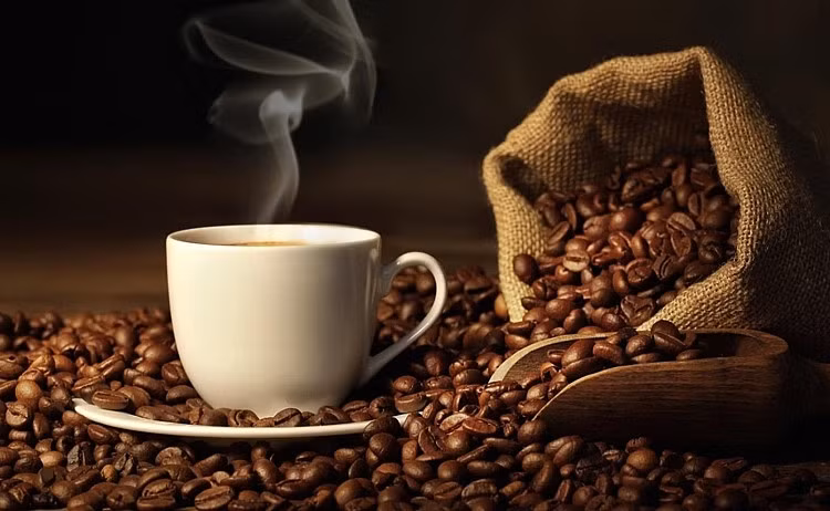 Caffein là thành phần phổ biến trong nhiều loại đồ uồng và một số loại thuốc.