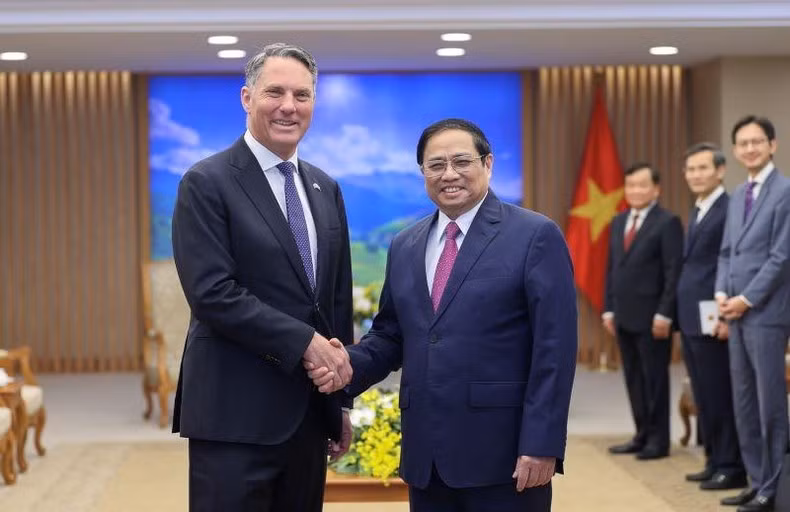 Thủ tướng Phạm Minh Chính tiếp Phó Thủ tướng, Bộ trưởng Quốc phòng Australia Richard Marles.