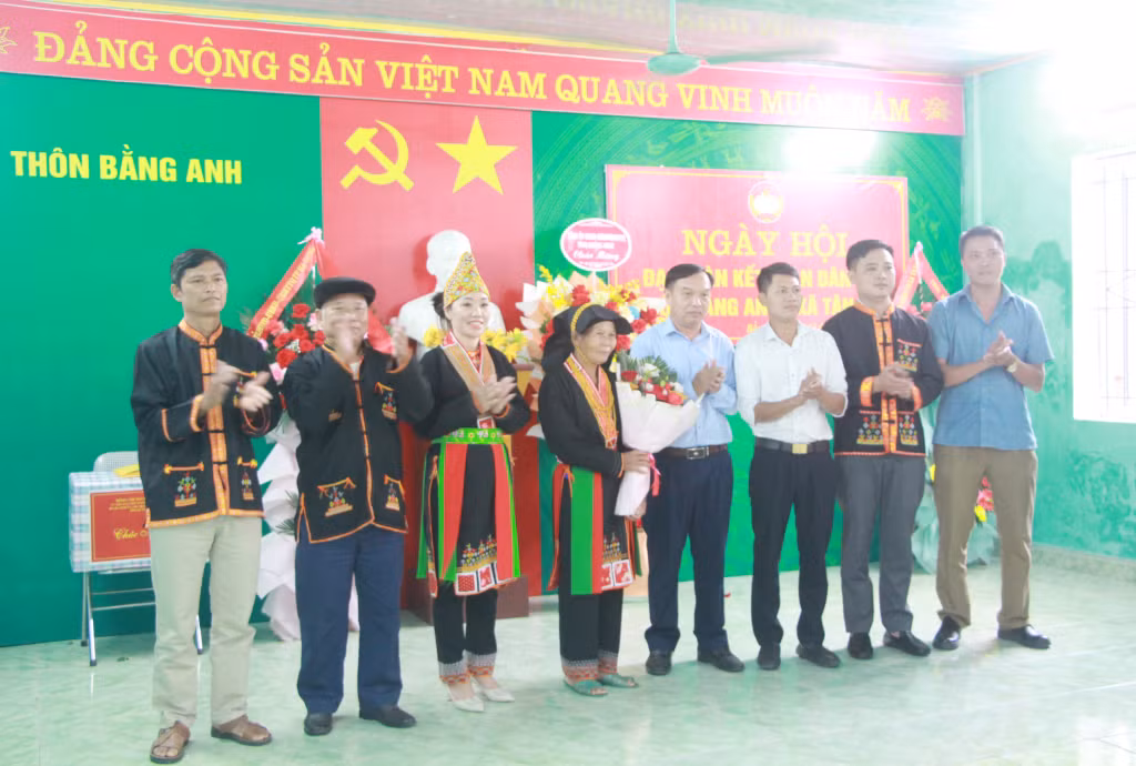 Thôn Bằng Anh ra mắt Ban Chỉ đạo triển khai mô hình giữ gìn bản sắc văn hóa dân tộc Dao giai đoạn 2021-2025.