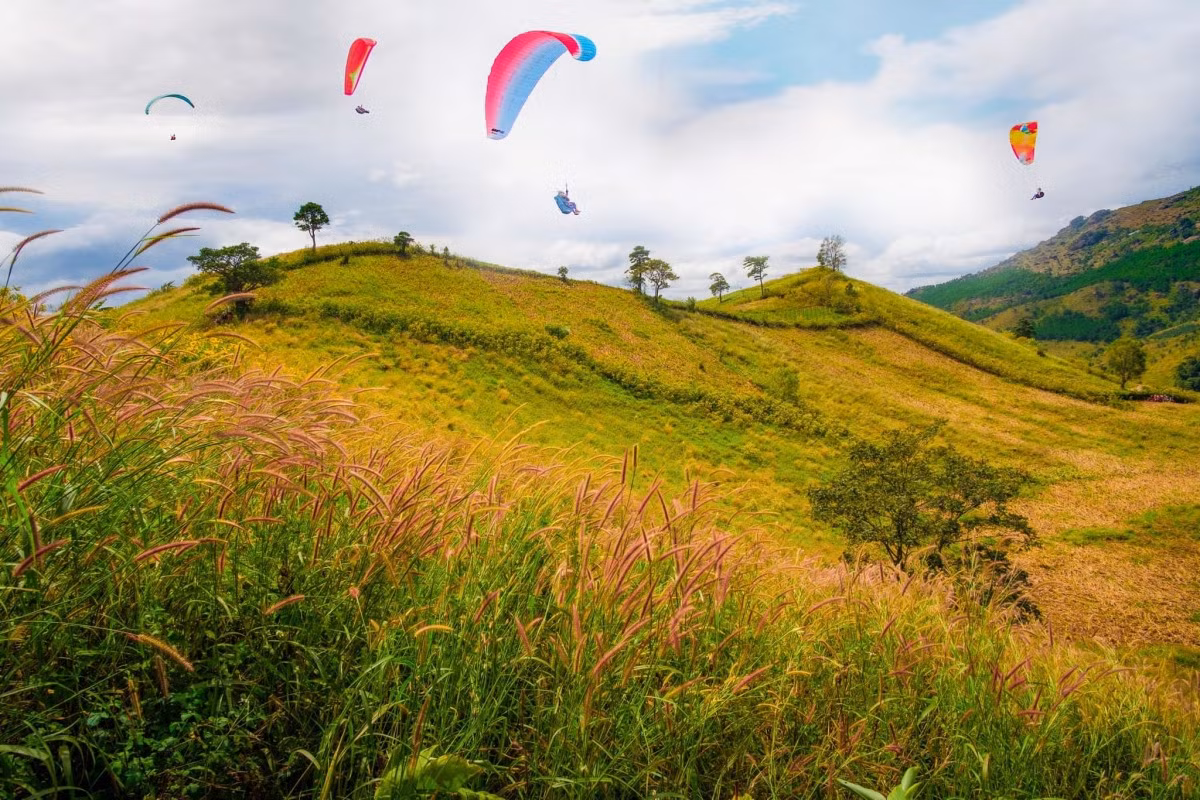 Bay dù lượn ngắm núi lửa Chư Đăng Ya ảnh 8
