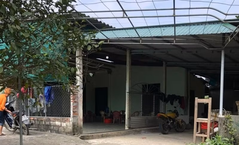 Ngôi nhà, nơi xảy ra án mạng cha sát hại con sau chầu nhậu.
