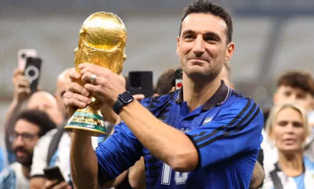 Scaloni vừa giành được chiến tích vĩ đại cùng Argentina.