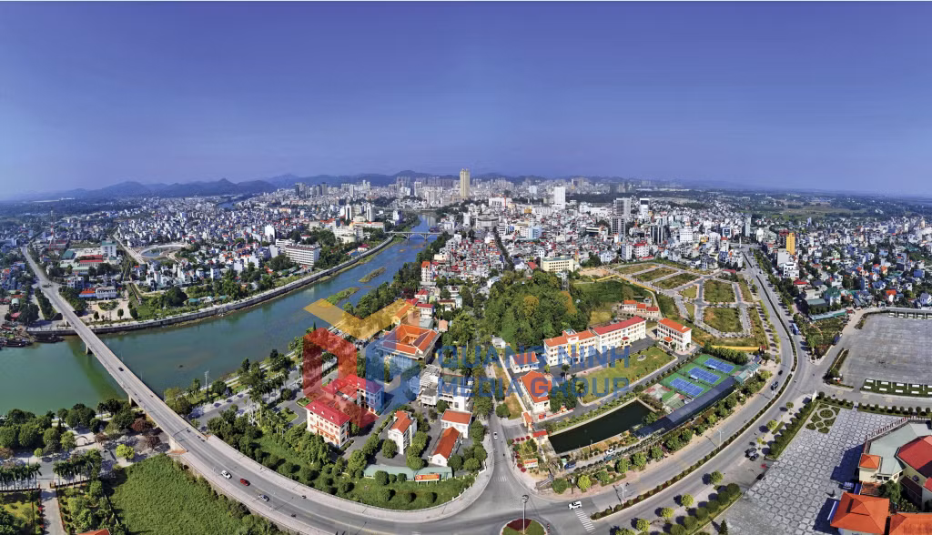TP Móng Cái (1-2023). Ảnh: Đỗ Phương