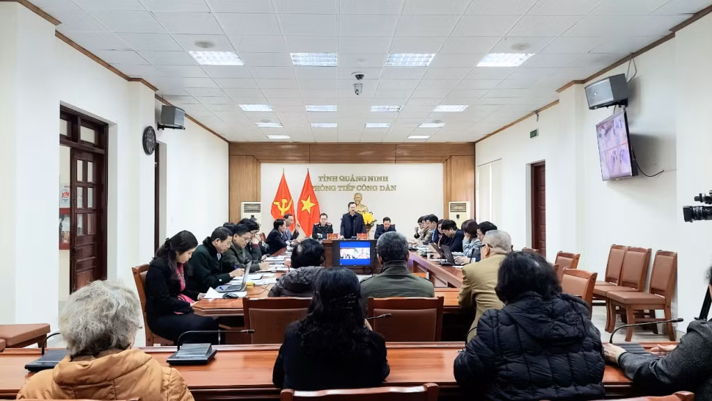 Một buổi tiếp công dân định kỳ của lãnh đạo UBND tỉnh.