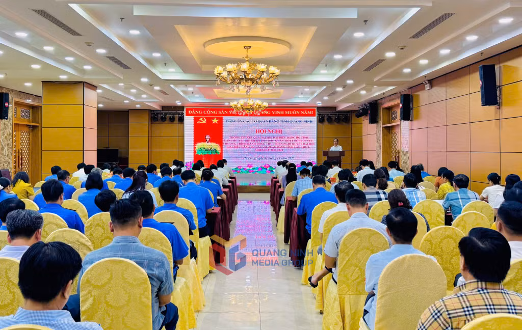 Quang cảnh hội nghị.