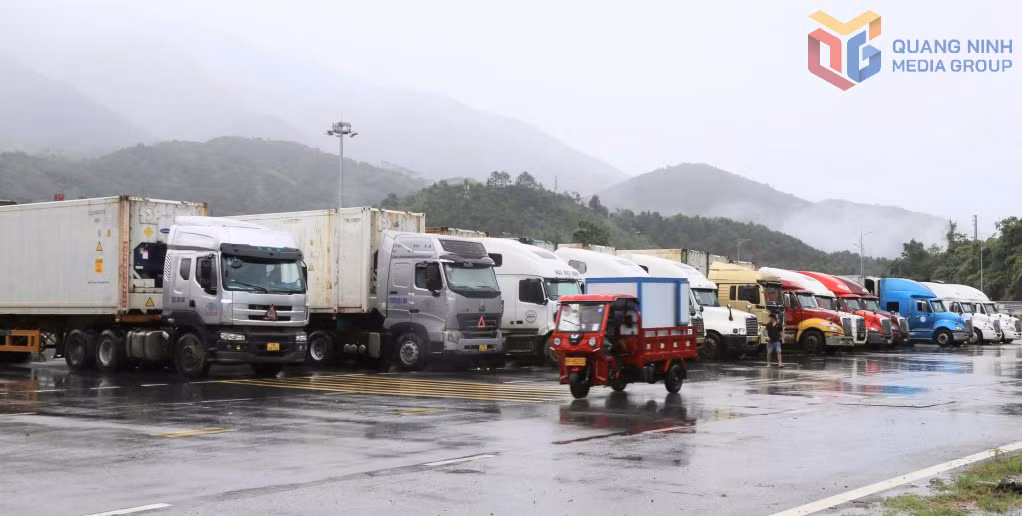 Tổng kim ngachgj XNK hàng hoá qua lối thông quan Bắc Phong Sinh (Việt Nam)-Lý Hoả (Trung Quốc) từ đầu năm đến hết ngày 23/9 đạt hơn 67,8 triệu USD