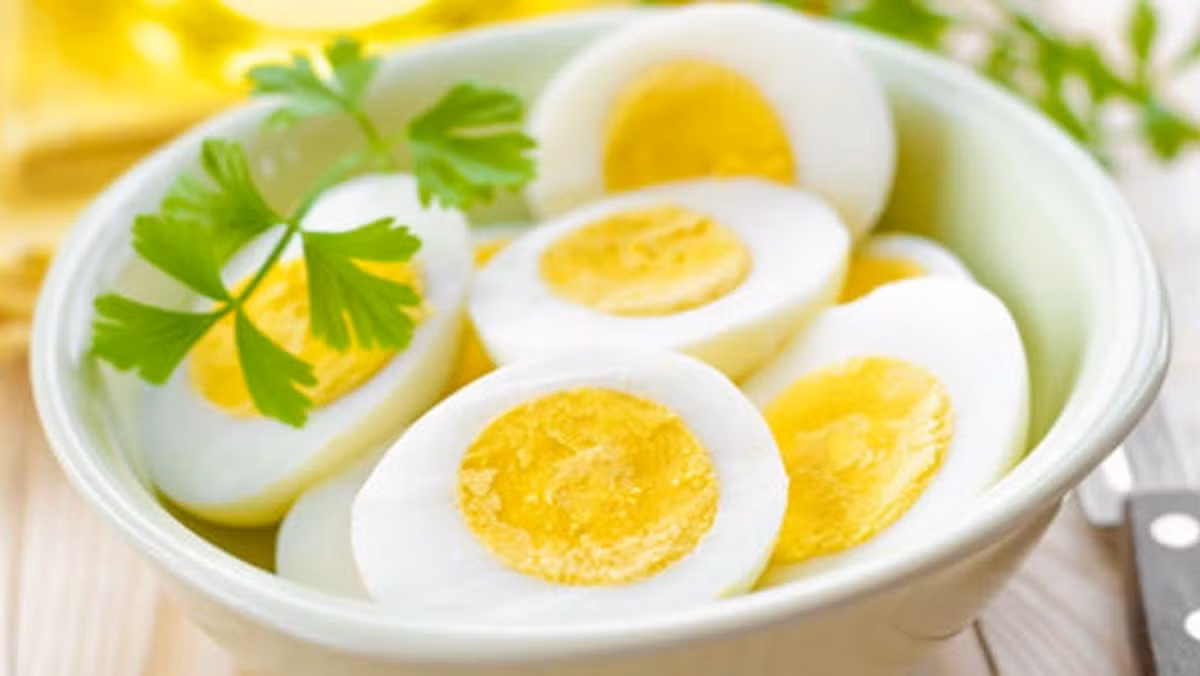 Trẻ em đang lớn nên ăn thực phẩm nào là tốt nhất?- Ảnh 2.