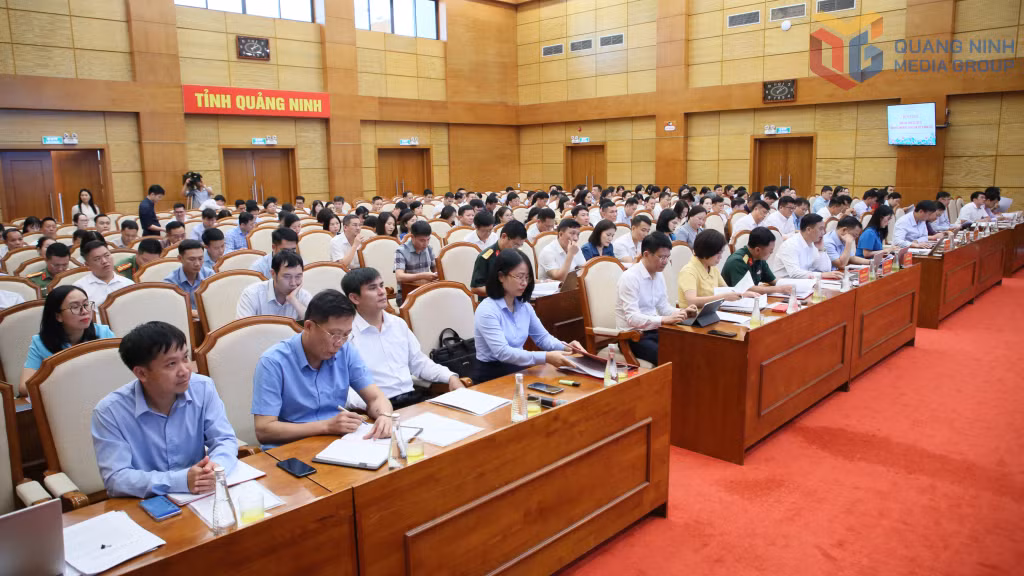 Quang cảnh hội nghị giao ban công tác kiểm tra, giám sát, kỷ luật Đảng quý III, triển khai nhiệm vụ trọng tâm quý IV năm 2025.