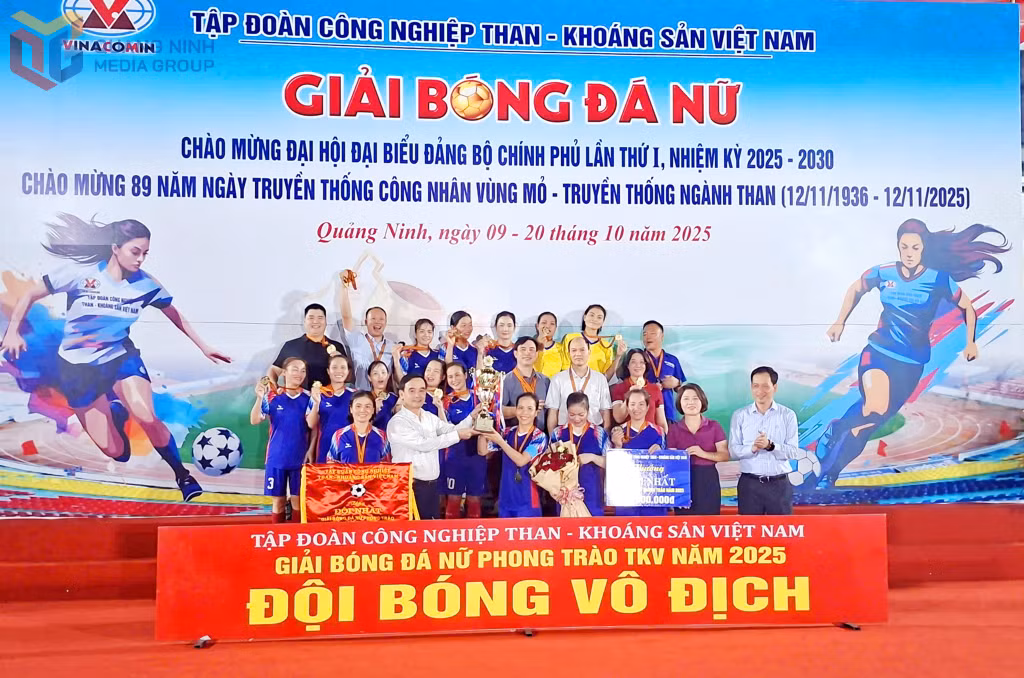 Đội bóng đá nữ Than Vàng Danh giành cúp vô địch giải đấu năm thứ 2 liên tiếp.