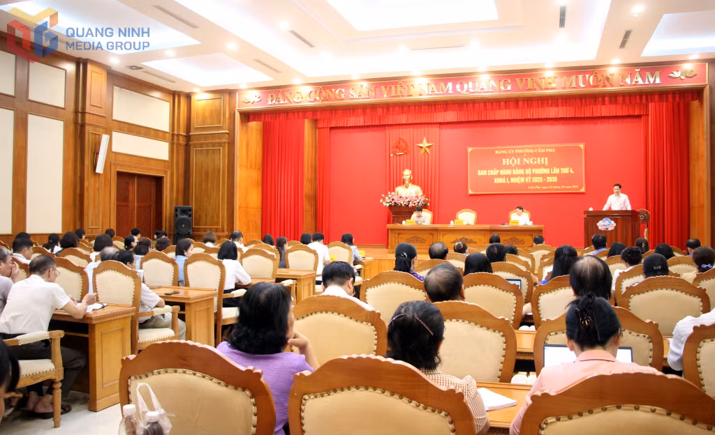 Quang cảnh hội nghị.