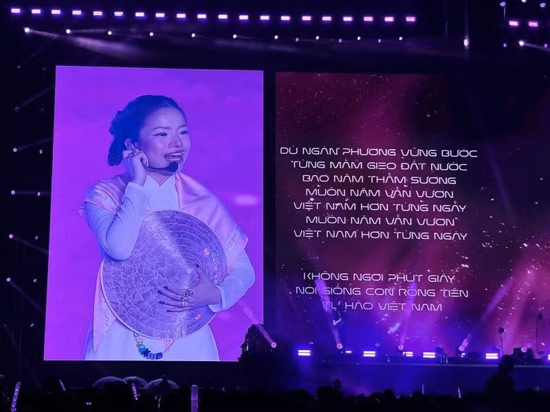 Concert Em xinh say hi bỏ trống nhiều hàng ghế ở sân Mỹ Đình ảnh 2
