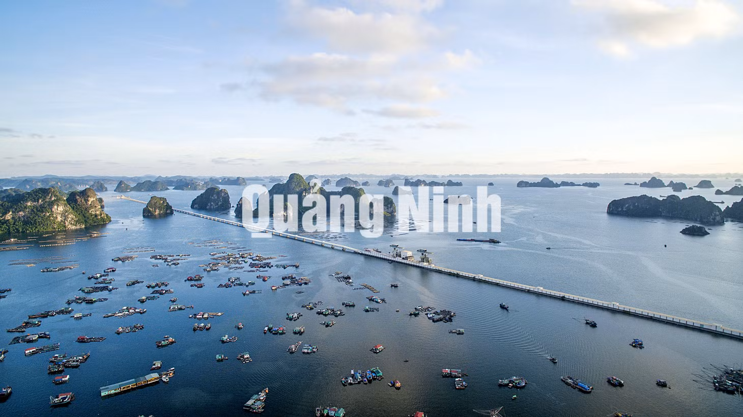 Cầu Bãi Dài, TP Cẩm Phả (9-2018). Ảnh: Khánh Giang