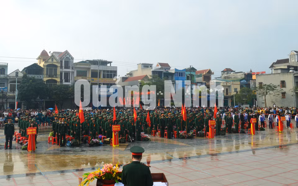 Toàn cảnh lễ giao nhận quân năm 2019 tại huyện Hải Hà (2-2019). Ảnh: Hoàng Quỳnh