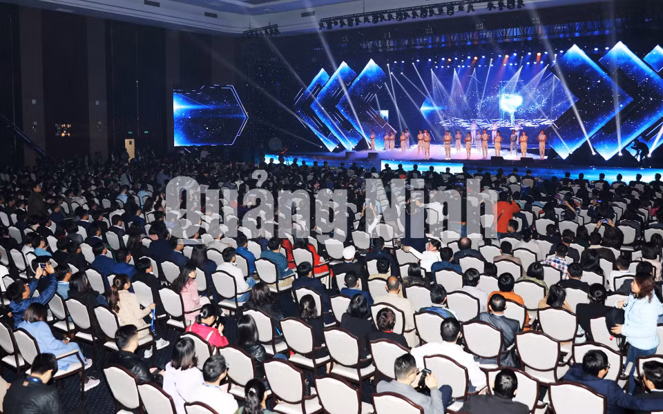 Quang cảnh lễ khai mạc (12-2019). Ảnh: Đỗ Phương