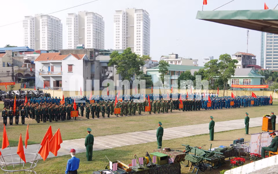 Bộ CHQS tỉnh tổ chức Lễ ra quân huấn luyện 2019. Ảnh: Văn Đảm