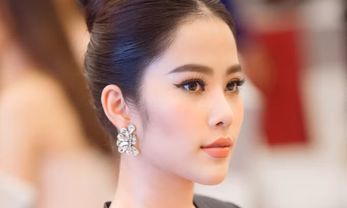 Người mẫu, hoa khôi, diễn viên Nam Em. Ảnh: Facebook Nguyễn Lệ Nam Em
