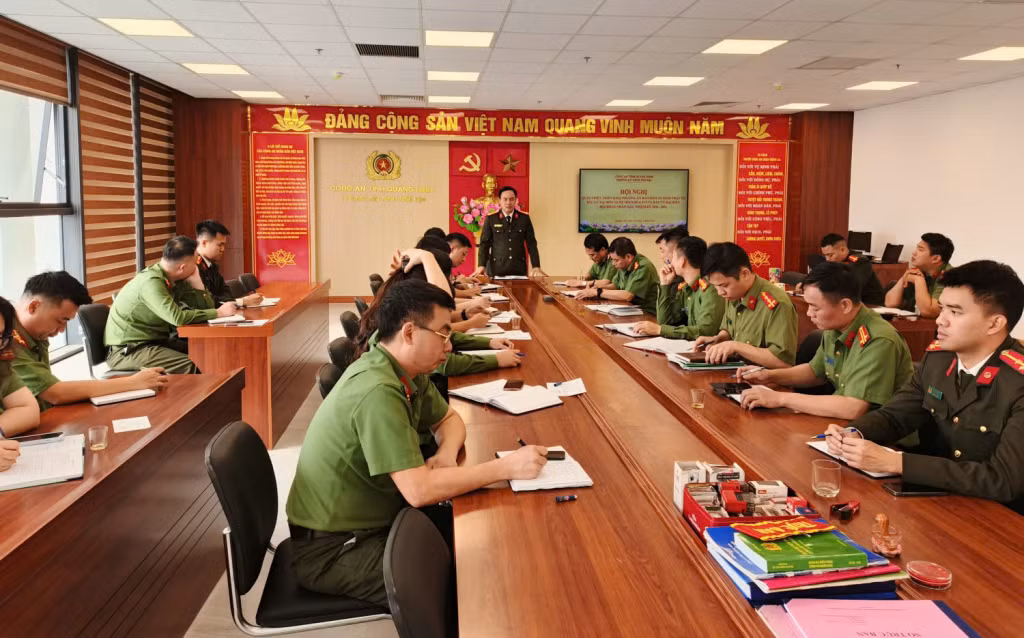 Phòng An ninh nội địa triển khai các nhiệm vụ.