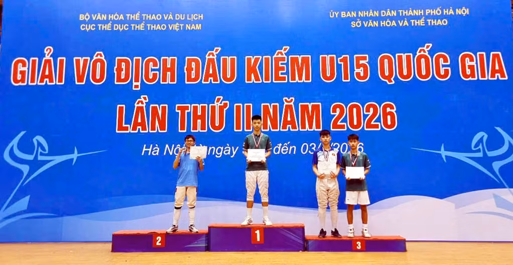 VĐV Quảng Ninh Nguyễn Ngô Gia Long giành HCV ở nội dung cá nhân kiếm liễu.