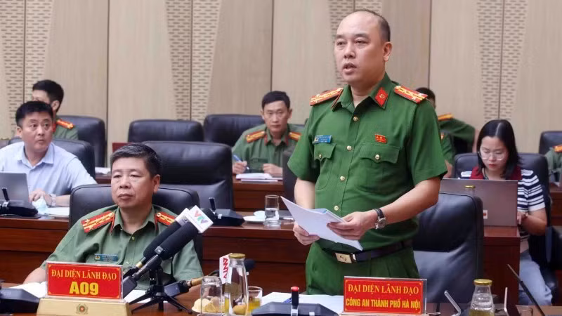 Đại tá Nguyễn Đức Long, Phó Giám đốc Công an thành phố Hà Nội thông tin tại họp báo.