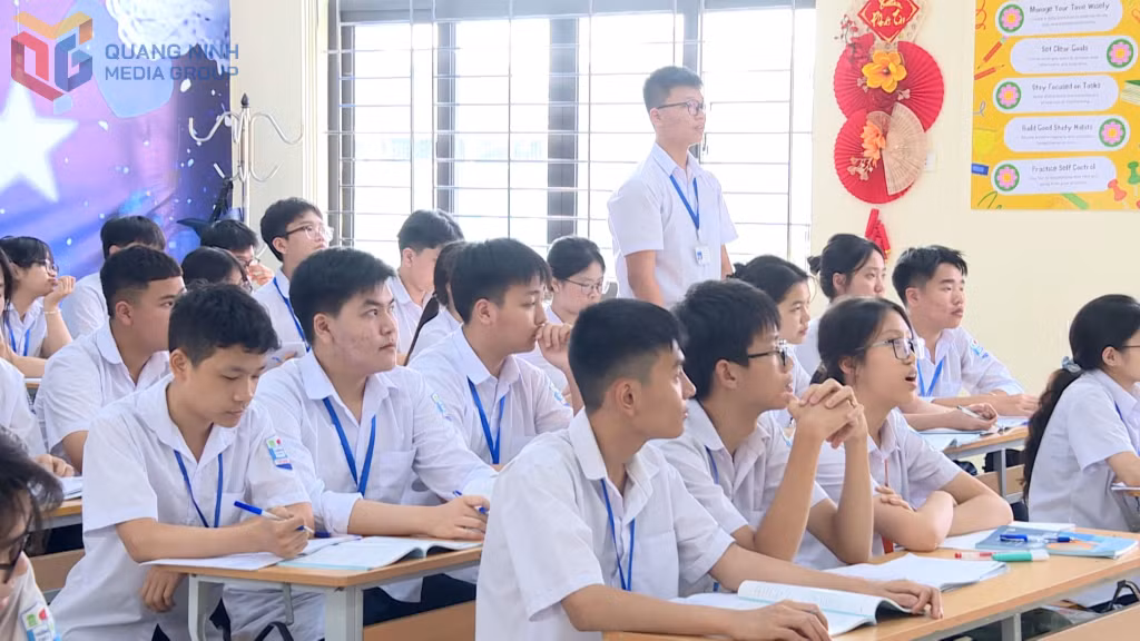 Một giờ ôn tập của học sinh Trường THCS Trọng Điểm (phường Hạ Long)