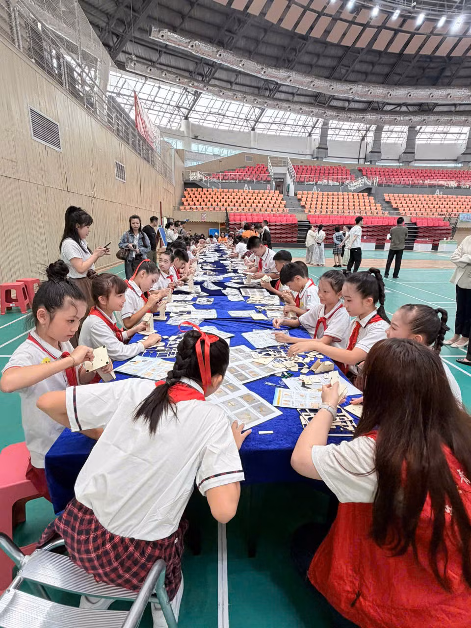 Hoạt động giao lưu khoa học - văn hóa thanh thiếu niên Móng Cái 1 (Việt Nam) - Đông Hưng (Trung Quốc) năm 2026 tại Đông Hưng.