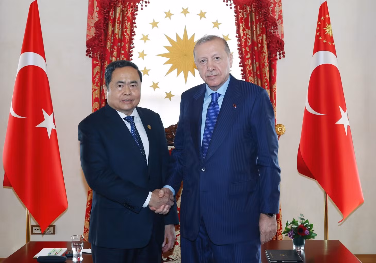 Chủ tịch Quốc hội Trần Thanh Mẫn hội kiến Tổng thống Thổ Nhĩ Kỳ Recep Tayyip Erdogan. (Ảnh: TTXVN)
