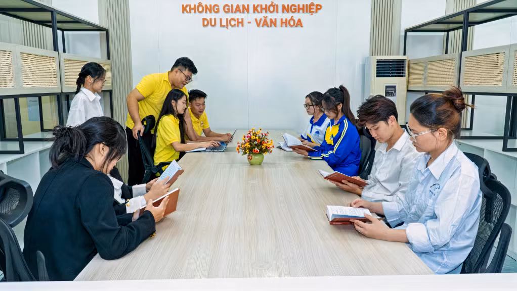 "Không gian khởi nghiệp đổi mới sáng tạo" của Trường Đại học Hạ Long góp phần tạo môi trường học tập tốt nhất cho sinh viên.