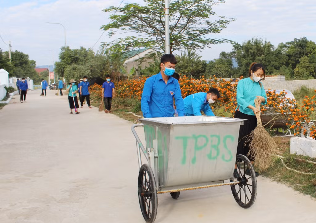 Các tuyến đường ngõ, xóm tại các thôn của xã Bắc Sơn (TP Móng Cái) đều được bê tông hóa, sạch đẹp. Ảnh: Thái Hải