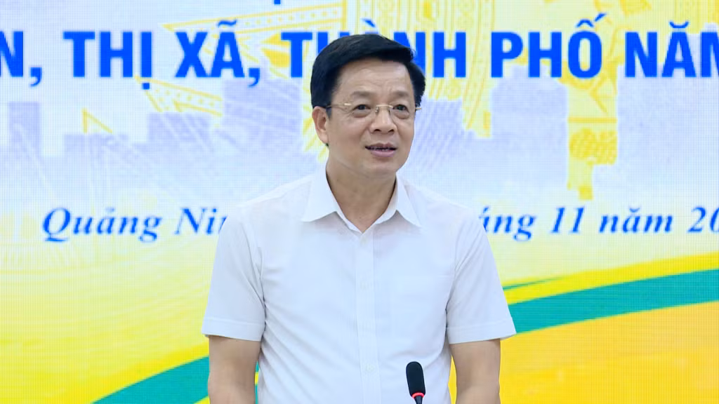 Đồng chí Nguyễn Văn Hồi, Ủy viên Ban Thường vụ Tỉnh ủy, Trưởng Ban Dân vận, Chủ tịch Ủy ban MTTQ tỉnh phát biểu chỉ đạo.
