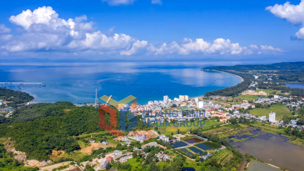 Đặc khu Cô Tô nhìn từ trên cao (8-2025). Ảnh: Hùng Sơn