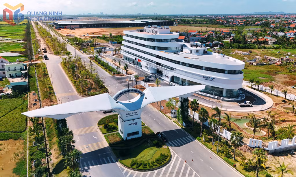 Hạ tầng các KCN tiếp tục được tỉnh Quảng Ninh quan tâm đầu tư, là điểm đến thuận lợi hấp dẫn cho các nhà đầu tư. Trong ảnh: KCN Bắc Tiền Phong. Ảnh: Thái Bình