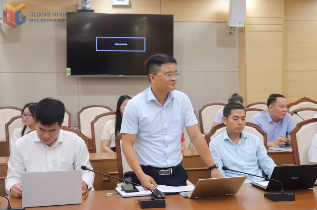 Đại diện xã Kỳ Thượng phát biểu tại buổi làm việc.