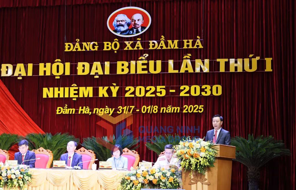 Đồng chí Lê Văn Ánh, Phó Chủ tịch UBND tỉnh, phát biểu chỉ đạo tại đại hội (8-2025). Ảnh: Thu Phương
