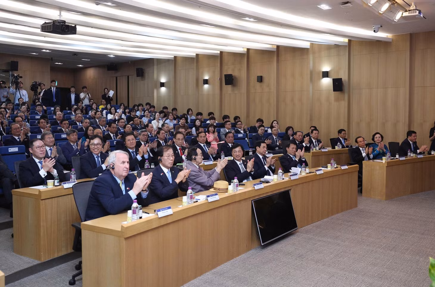 Các đại biểu tham dự buổi phát biểu chính sách của Tổng Bí thư Tô Lâm tại Trường Đại học Yonsei. (Ảnh: Thống Nhất-TTXVN)